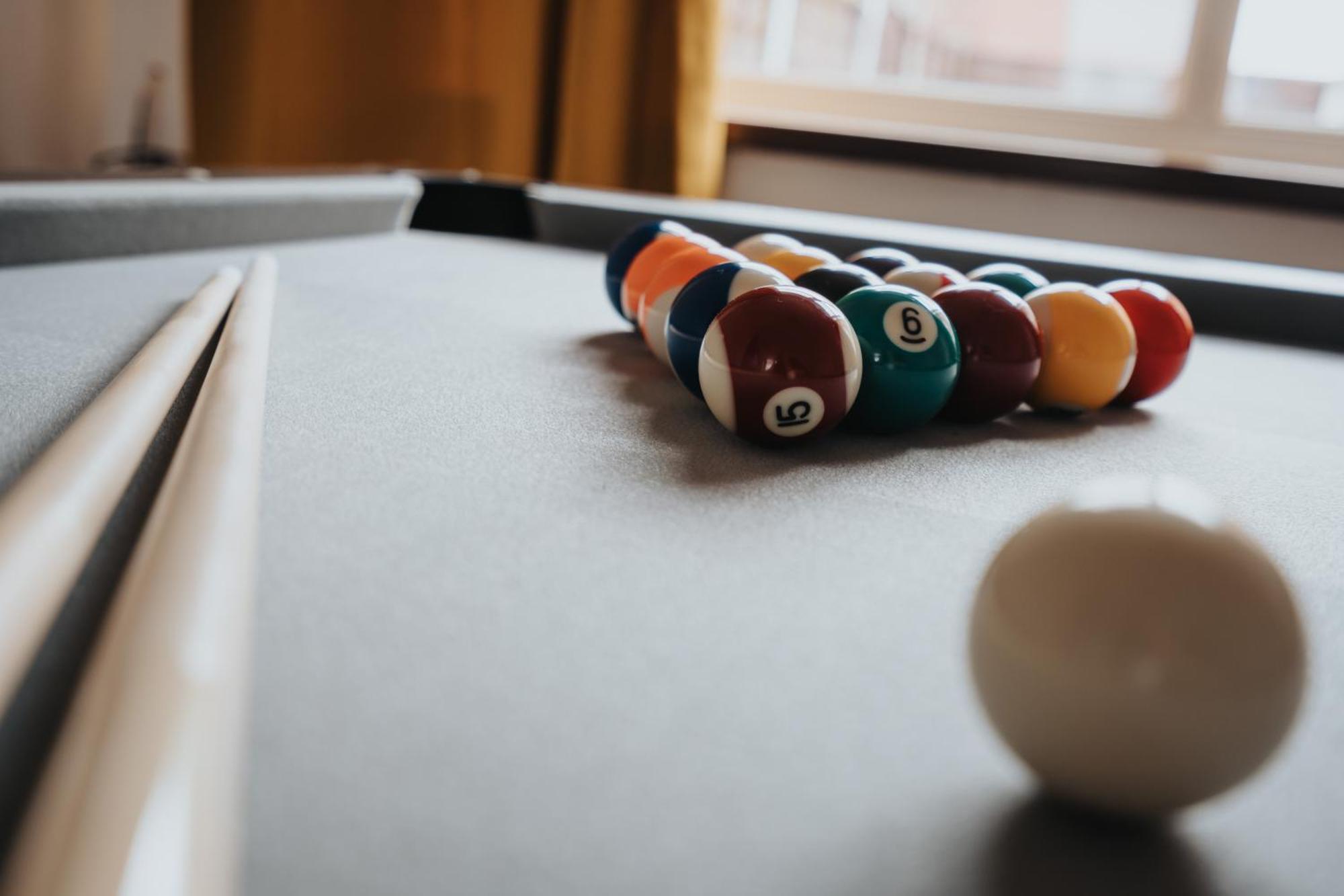 Comfy 3Br Home - Pool Table - Games - Sleeps 8 Manchester Buitenkant foto