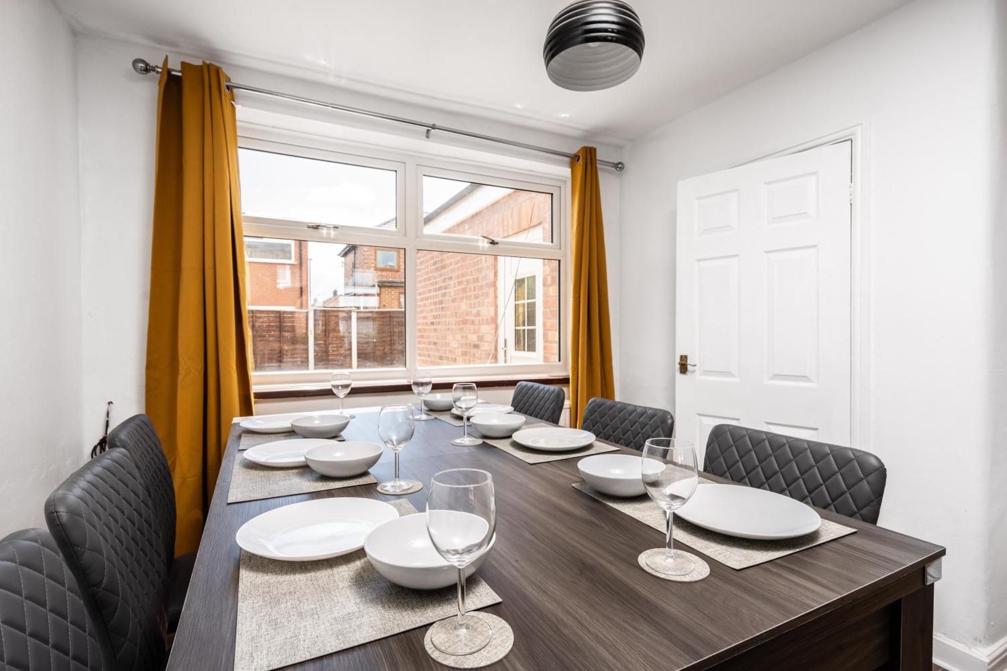 Comfy 3Br Home - Pool Table - Games - Sleeps 8 Manchester Buitenkant foto