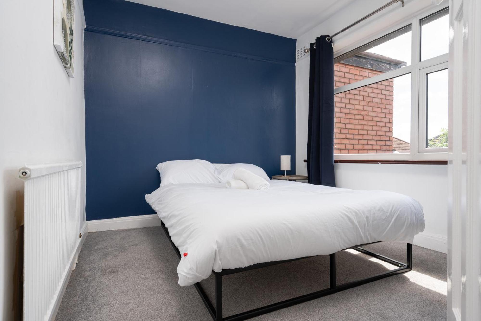 Comfy 3Br Home - Pool Table - Games - Sleeps 8 Manchester Buitenkant foto